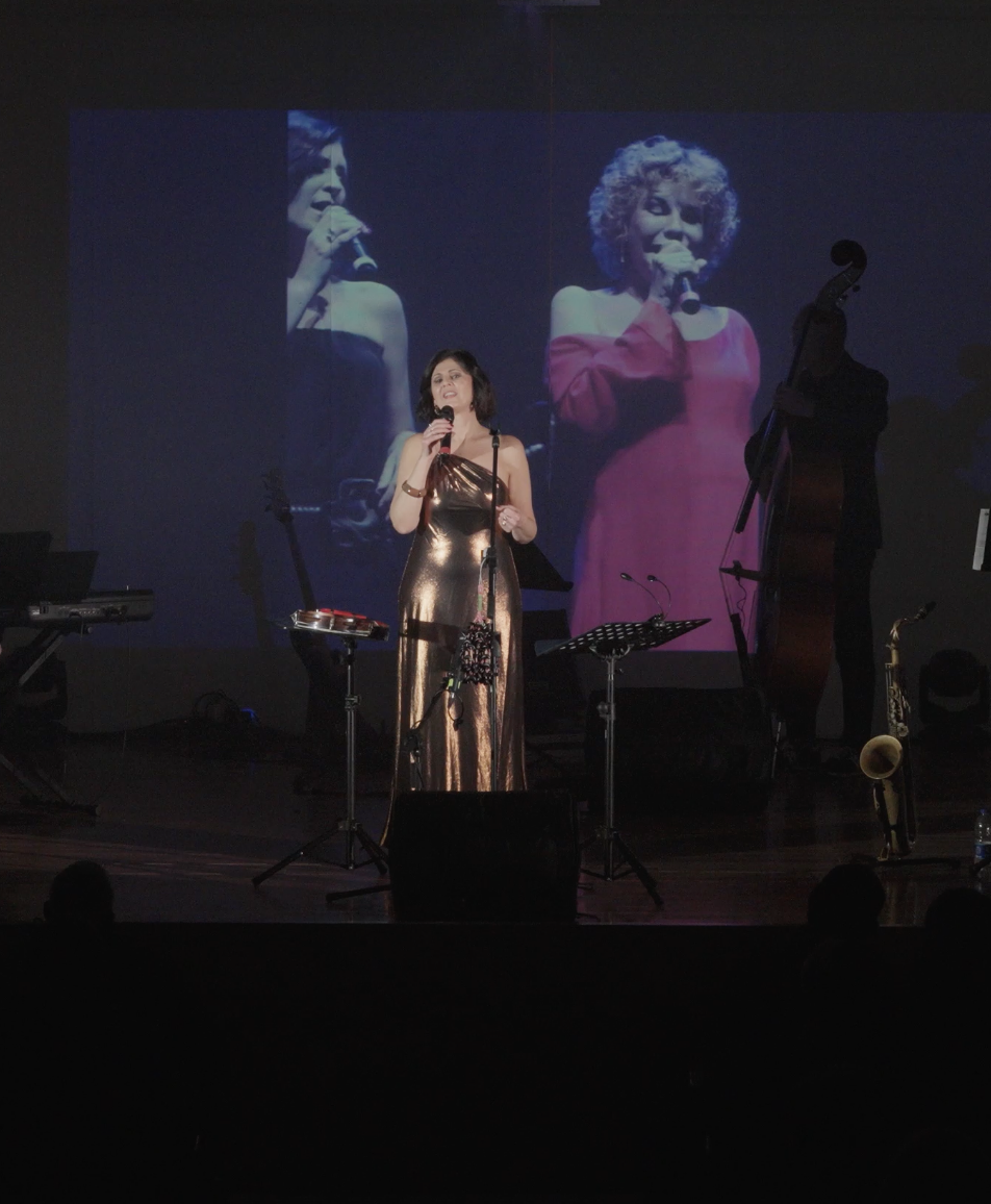 SELMAH in concerto con la proiezione di Ornella Vanoni