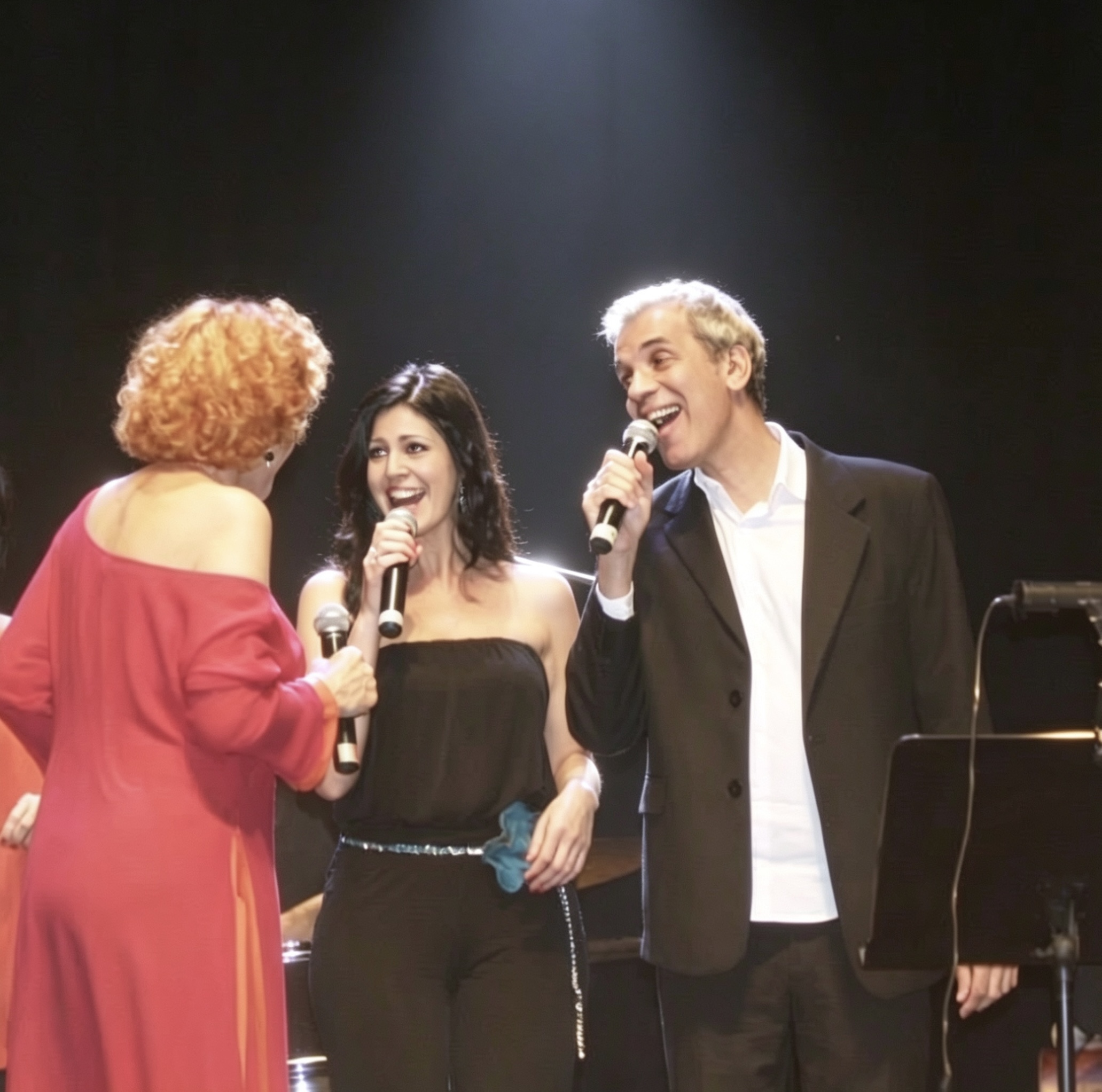 SELMAH sul palco con Ornella Vanoni e Celso Fonseca